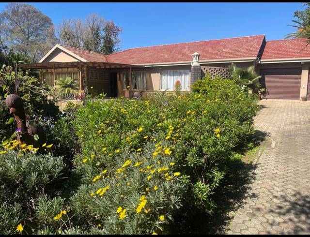 4 BEDROOM HOUSE FOR SALE IN MONDEOR